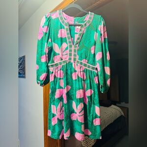 Lilly Pulitzer Wexlee dress w/shorts green pink EUC 8